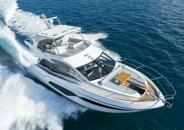 Sunseeker Manhattan 52 image