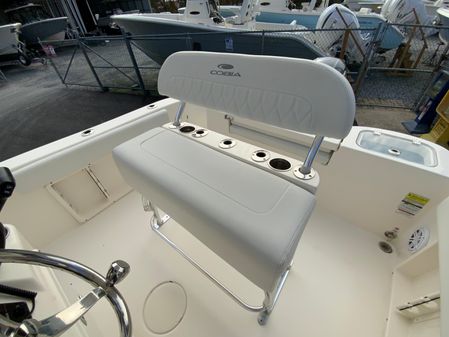 Cobia 201-CENTER-CONSOLE image