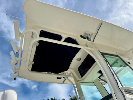 Boston-whaler 250-OUTRAGE image