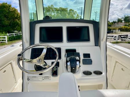 Boston-whaler 250-OUTRAGE image