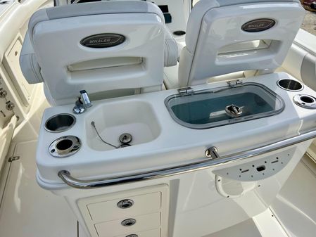 Boston-whaler 250-OUTRAGE image