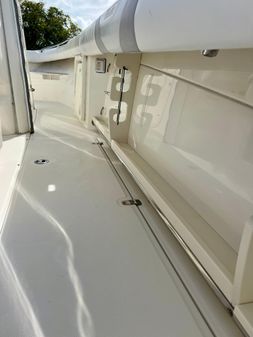 Boston-whaler 250-OUTRAGE image