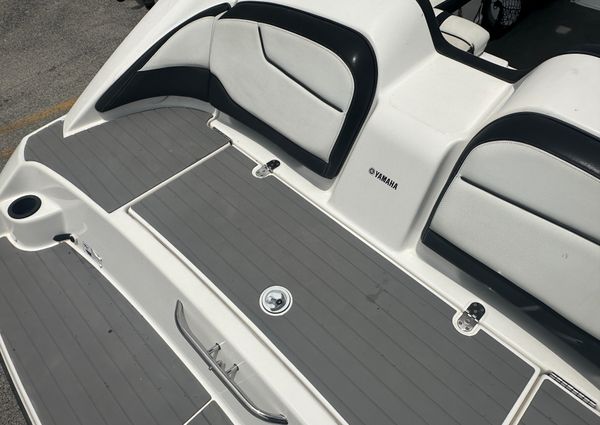 Yamaha-boats AR210 image