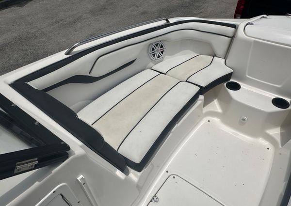 Yamaha-boats AR210 image