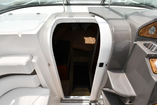 Rinker 260 Express Cruiser image