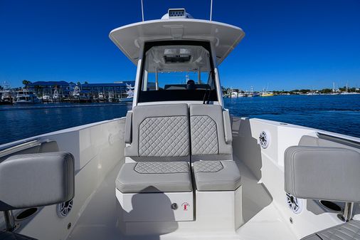 Pursuit S 288 Sport image