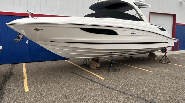 Sea Ray 350 SLX