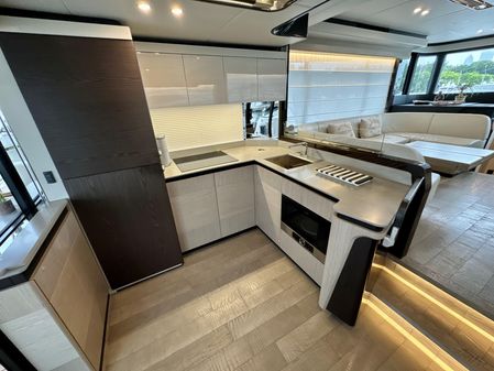 Absolute 52 Navetta image