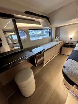 Absolute 52 Navetta image