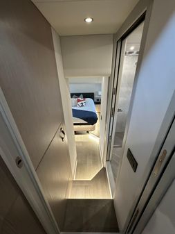 Absolute 52 Navetta image