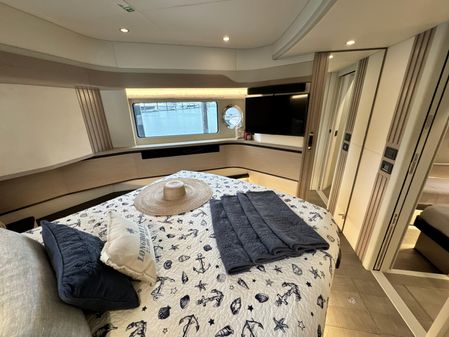 Absolute 52 Navetta image