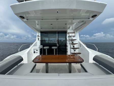 Cruisers-yachts 60-CANTIUS-FLYBRIDGE image