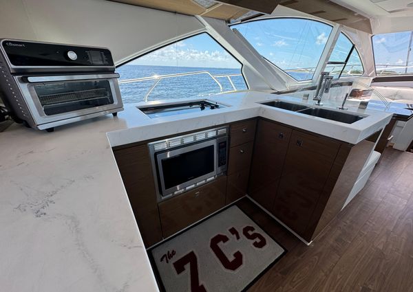 Cruisers-yachts 60-CANTIUS-FLYBRIDGE image