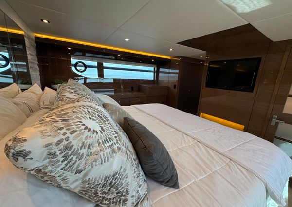 Cruisers-yachts 60-CANTIUS-FLYBRIDGE image