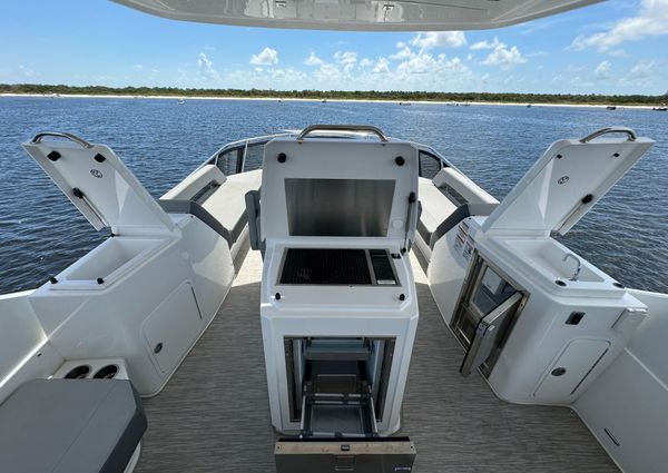 Cruisers-yachts 60-CANTIUS-FLYBRIDGE image