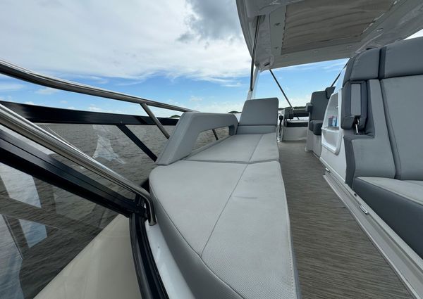 Cruisers-yachts 60-CANTIUS-FLYBRIDGE image