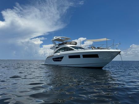 Cruisers Yachts 60 Cantius Flybridge image