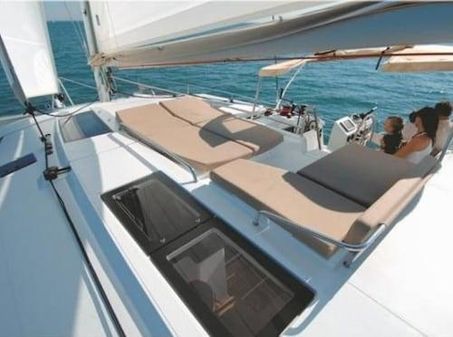 Fountaine Pajot Helia 44 Evolution image