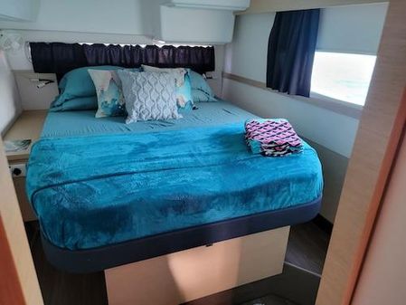 Fountaine Pajot Helia 44 Evolution image