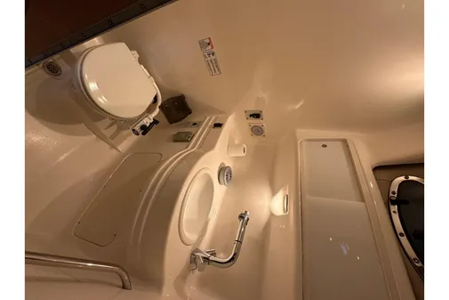 Chaparral Signature 300 image