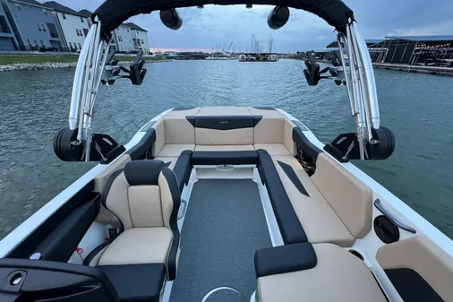 MasterCraft NXT22 image