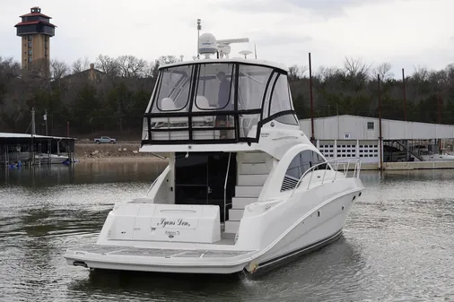 Sea Ray 47 Sedan Bridge image