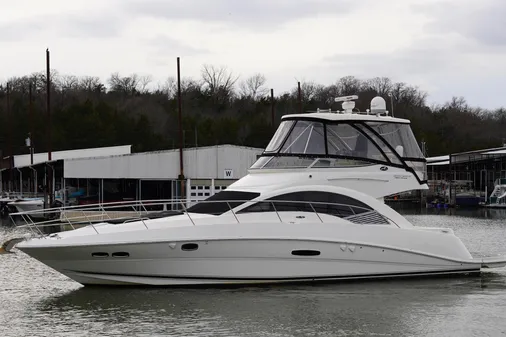 Sea Ray 47 Sedan Bridge image