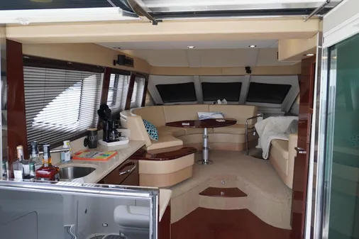 Sea Ray 47 Sedan Bridge image
