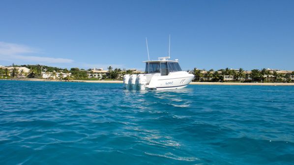 Intrepid 430 Sports Yacht 43' image