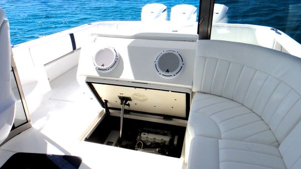 Intrepid 430 Sports Yacht 43' image