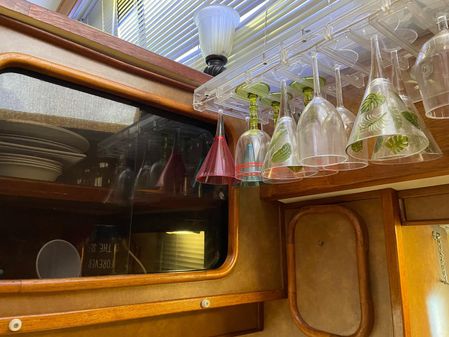 Prairie Boat Works Aft Cabin Flybridge image