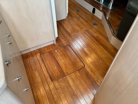 Tiara Yachts 4000 Express image