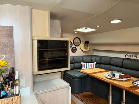Tiara Yachts 4000 Express image