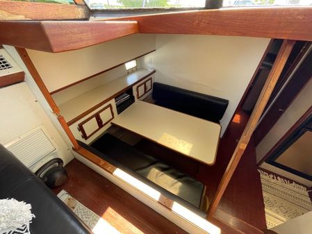 Viking 43-DOUBLE-CABIN-MOTOR-YACHT image