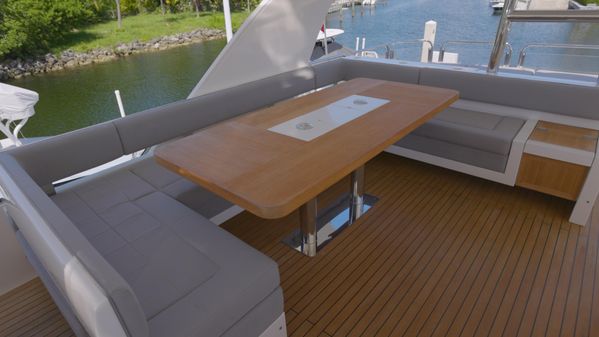 Fairline Squadron 78 Custom image