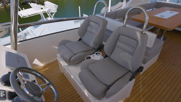 Fairline Squadron 78 Custom image