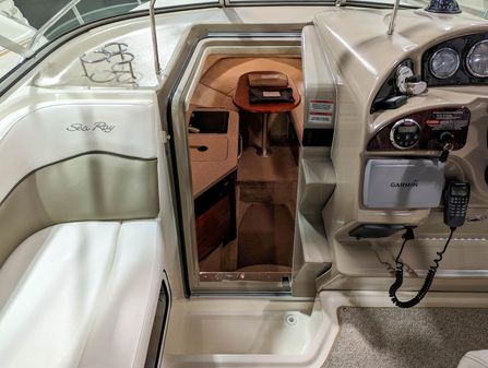 Sea Ray 260 Sundancer image