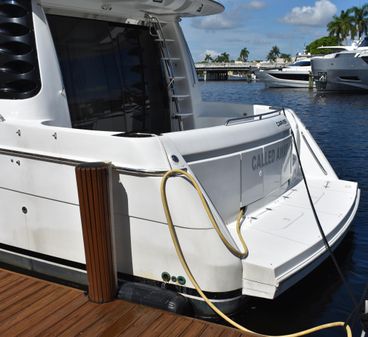 Carver Voyager Pilothouse image