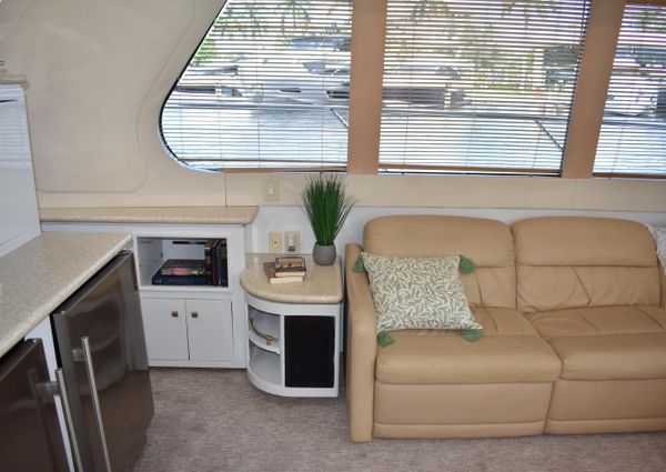 Carver Voyager Pilothouse image