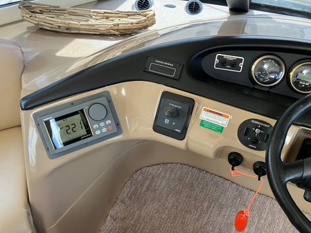 Carver Voyager Pilothouse image