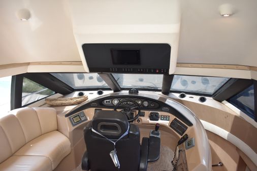 Carver Voyager Pilothouse image