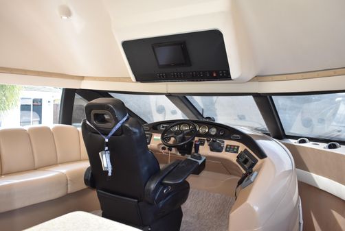 Carver Voyager Pilothouse image