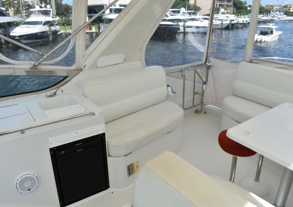 Carver Voyager Pilothouse image