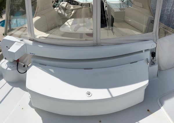 Carver Voyager Pilothouse image