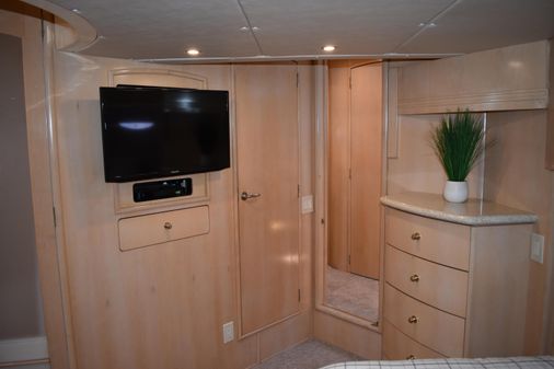 Carver Voyager Pilothouse image