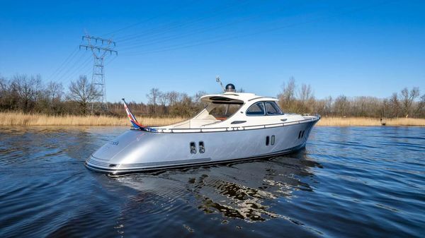 Zeelander Z44