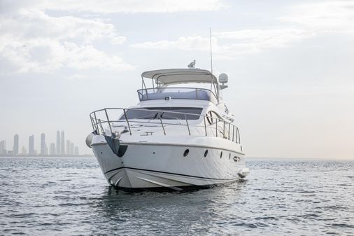 Azimut Flybridge image