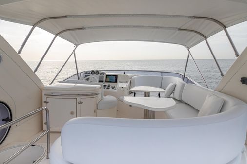 Azimut Flybridge image