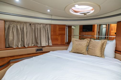 Azimut Flybridge image