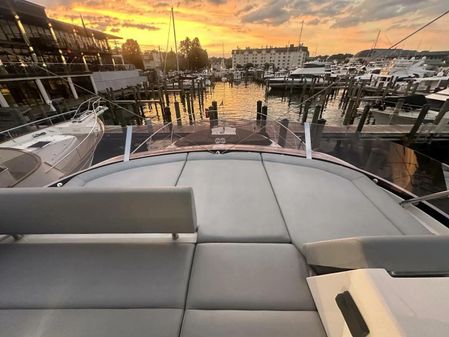 Sunseeker Manhattan 52 image